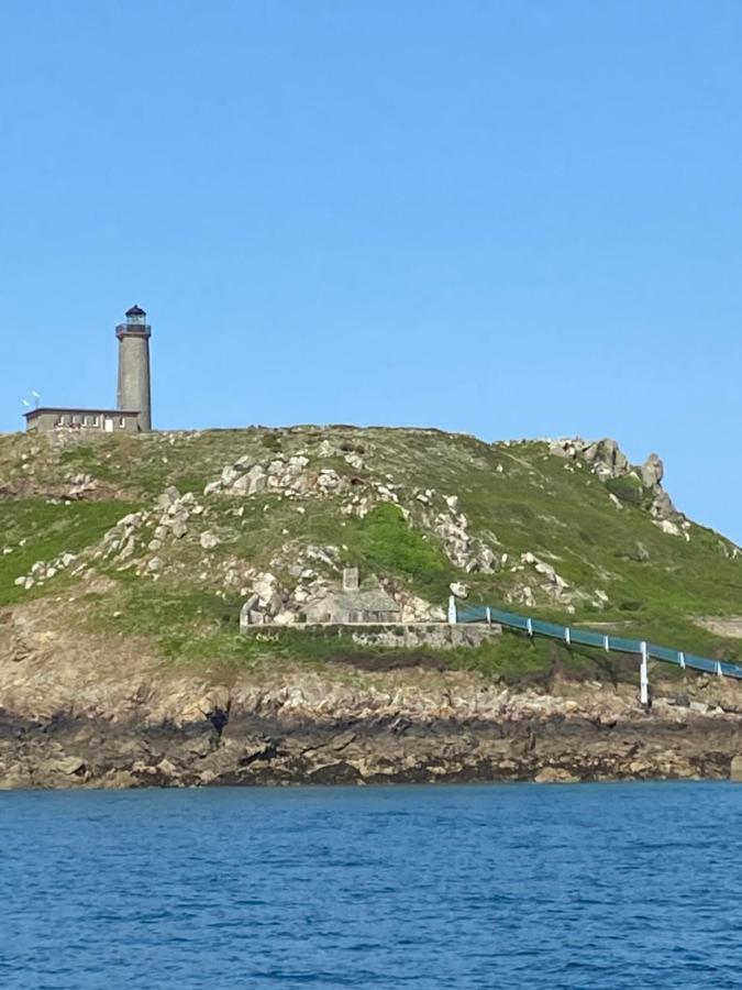 Gites Le Rucher De Kerillis Plouguiel Bagian luar foto